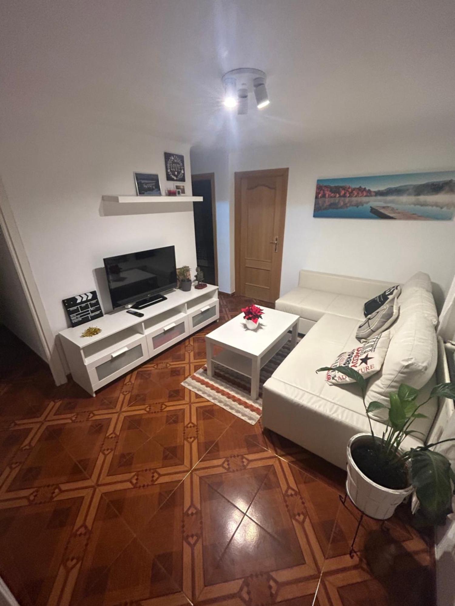 Habitacion Privada En Piso Compartido Madrid Exterior foto